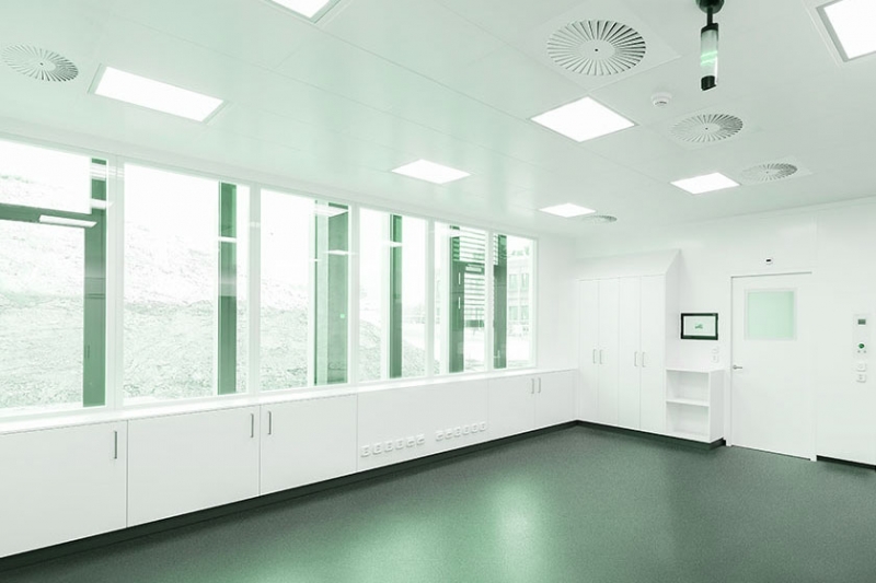 Cleanroom Fixture Construction