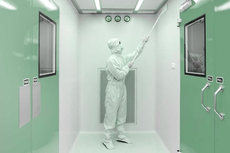 Establishing a validated cleaning procedure in a cleanroom environment