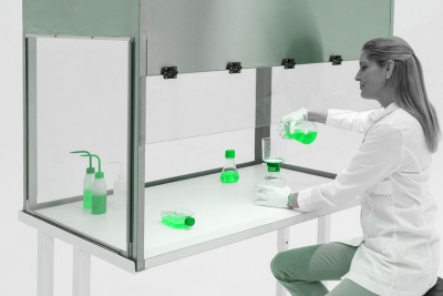 The Right Laminar Flow Hoods