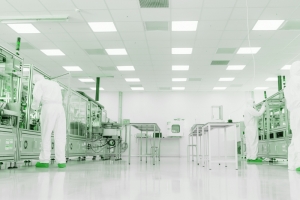 What is the difference between a Cleanroom and Clean Room?