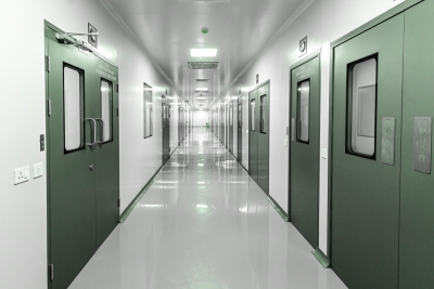 Cleanroom Doors: How to Choose ISO-Compliant, Airtight Solutions for Maximum Protection