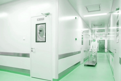 The right cleanroom door