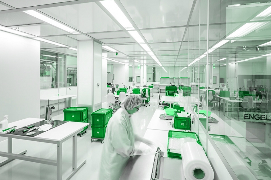 Cleanroom Control and Maintenance Cleanroom Control and Maintenance
