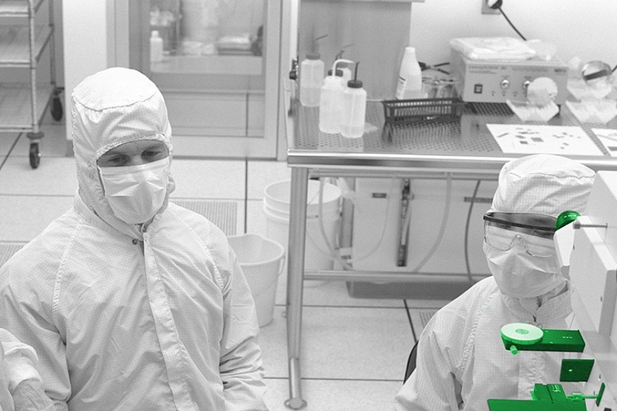 Cleanroom & Controlled Environment Cleanroom & Controlled Environment