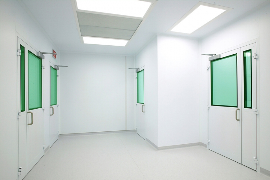 Considering cleanroom doors Considering cleanroom doors