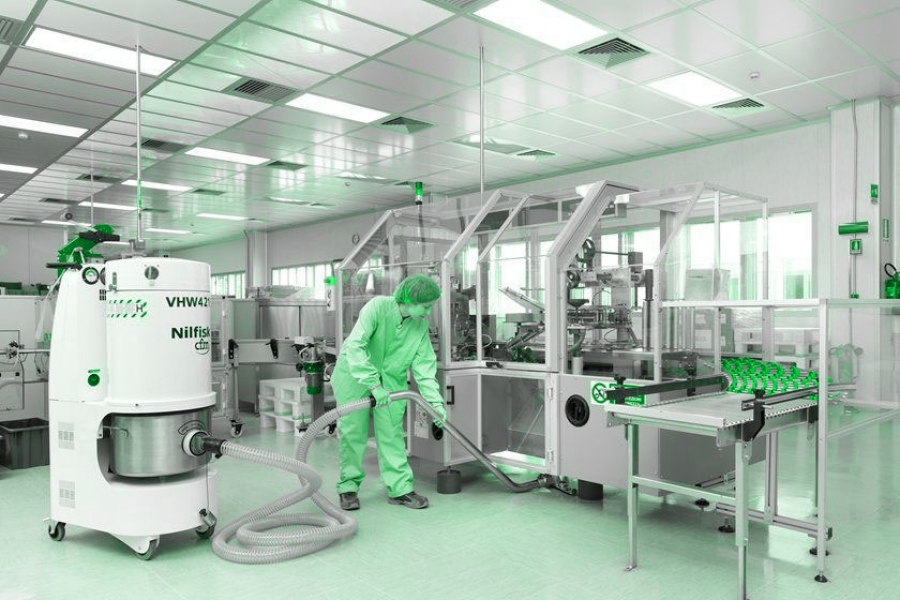 Monitoring - Maintaining a Clean Room Monitoring - Maintaining a Clean Room