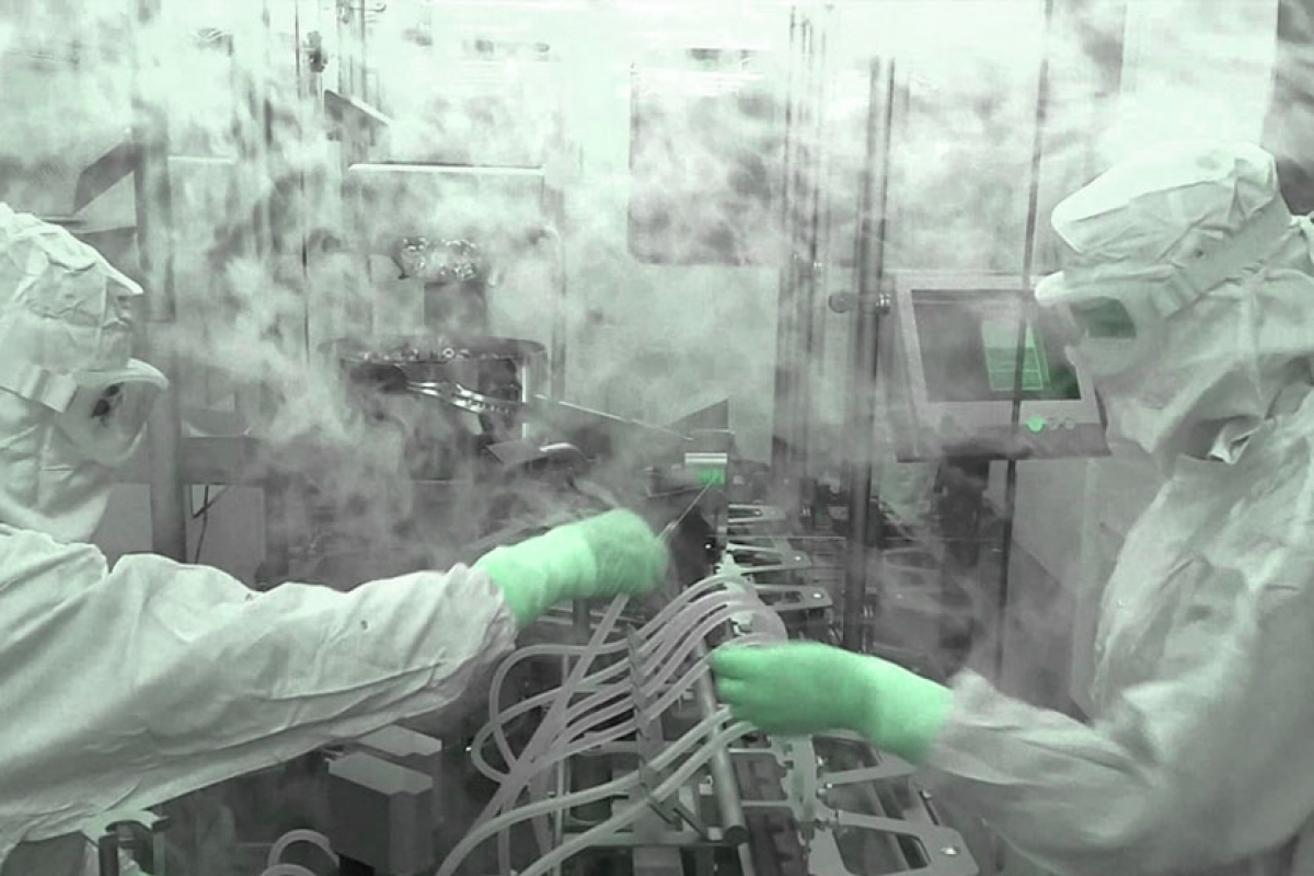 Operating a clean room Operating a clean room