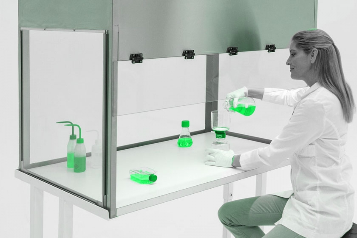 The Right Laminar Flow Hoods